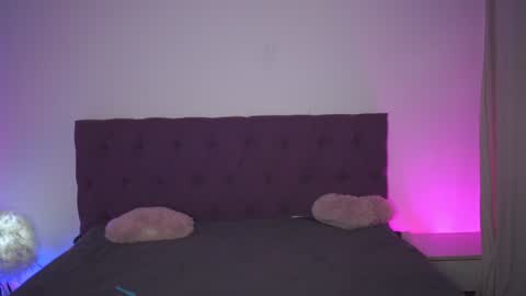 Tina online show from December 2024 04:38:01 PM