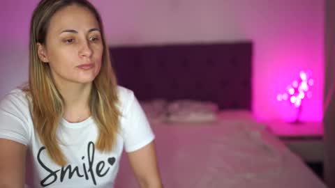 Tina online show from January 2025 05:48:02 AM