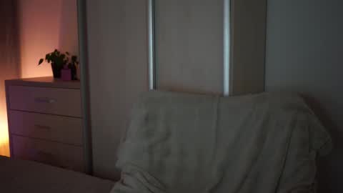 Tina online show from March 2026 07:17:01 PM