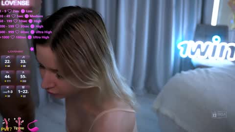 Snapshot of notfallenangel chatting on January 2025 07:34:01 PM Anna Check my Bio Help me to reach 300 thumbs up online show from January 2025 07:34:01 PM