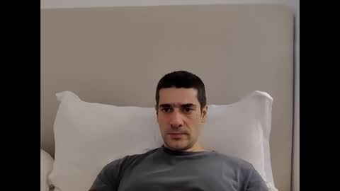 nothingnothing_01 online show from November 2025 01:55:01 PM