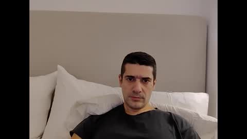 nothingnothing_01 online show from November 2025 02:28:02 PM