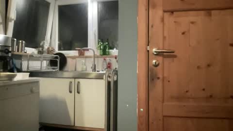 Snapshot of noux69 chatting on October 2025 05:28:01 PM noux69 online show from October 2025 05:28:01 PM