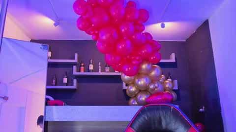 Snapshot of nova_salvadore chatting on February 2026 04:05:02 AM Nova Salvatore online show from February 2026 04:05:02 AM