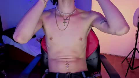 Snapshot of nova_salvadore chatting on February 2026 04:42:02 AM Nova Salvatore online show from February 2026 04:42:02 AM