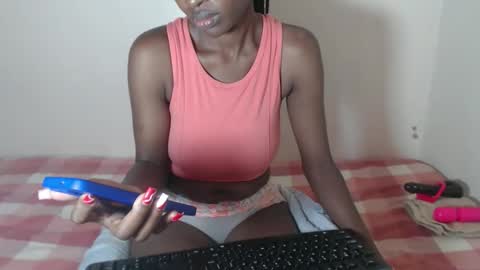 Snapshot of nova_vixen chatting on February 2026 06:00:02 AM nova_vixen online show from February 2026 06:00:02 AM