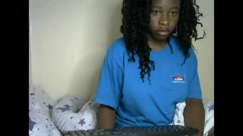 novaah online show from October 2025 04:46:02 AM