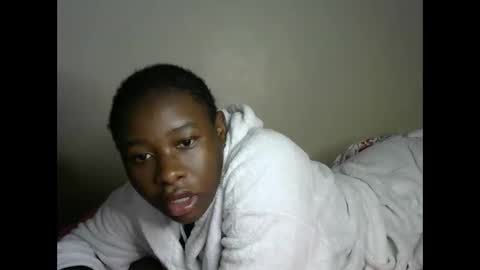 novaah online show from November 2025 01:38:01 AM