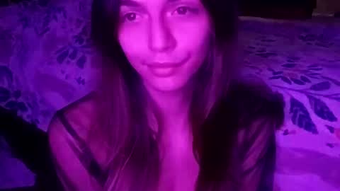 novalovelle online show from February 2026 03:46:02 AM