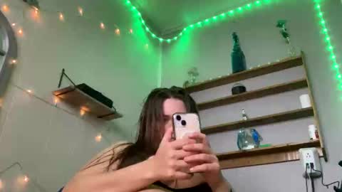 Snapshot of novanautiesxxx chatting on September 2025 12:21:01 AM LucidXotix online show from September 2025 12:21:01 AM