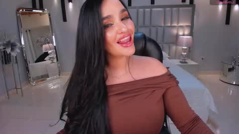 Nova online show from November 2025 08:30:02 PM