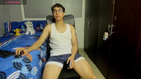 Snapshot of noxx_stark chatting on November 2025 02:55:01 AM Noxx online show from November 2025 02:55:01 AM