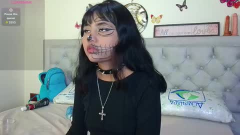 NubesNubladas online show from October 2025 04:31:02 AM