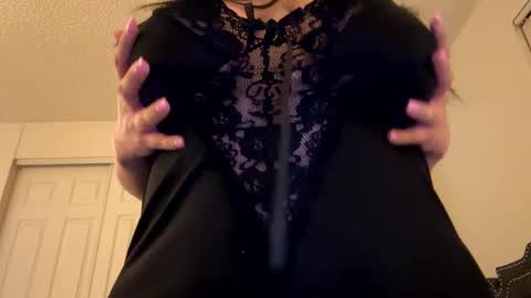 Snapshot of numb__nut chatting on January 2025 04:18:02 AM numb__nut online show from January 2025 04:18:02 AM