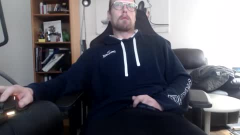 nursefan online show from December 2025 12:36:01 PM