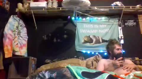 Snapshot of nutthousefunnyfarm chatting on December 2025 06:53:01 AM nutthousefunnyfarm online show from December 2025 06:53:01 AM