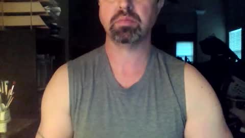 nvrenuff1979 online show from January 2026 12:31:02 PM