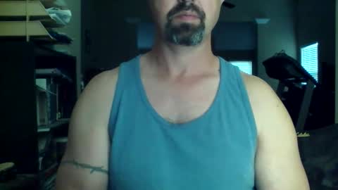 nvrenuff1979 online show from March 2026 12:41:01 PM