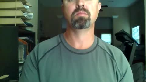 nvrenuff1979 online show from April 2026 12:32:01 PM