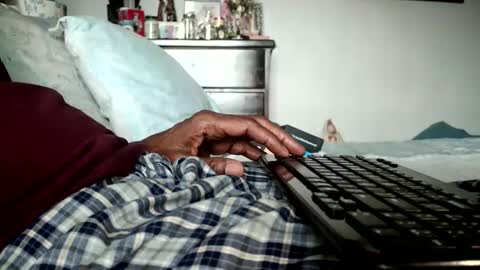 Snapshot of nyakuti chatting on November 2025 05:12:01 PM KN online show from November 2025 05:12:01 PM