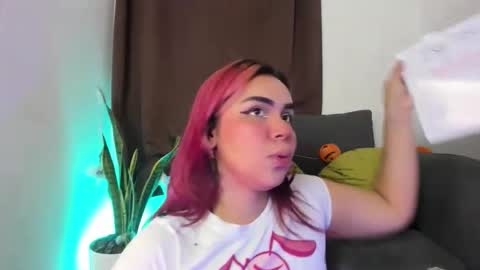 Snapshot of nyalgasai1 chatting on November 2025 03:06:02 AM Nia online show from November 2025 03:06:02 AM