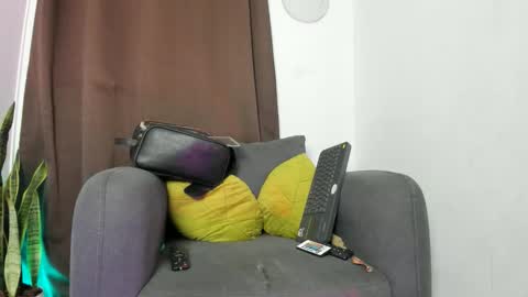 Snapshot of nyalgasai1 chatting on January 2026 05:01:01 AM Nia online show from January 2026 05:01:01 AM