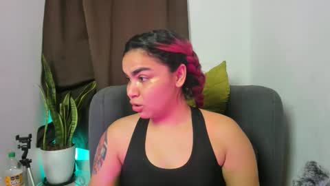 Snapshot of nyalgasai1 chatting on February 2026 02:18:01 AM Nia online show from February 2026 02:18:01 AM