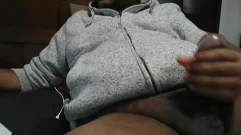 Snapshot of nybibrown chatting on January 2025 03:50:02 AM nycbator online show from January 2025 03:50:02 AM