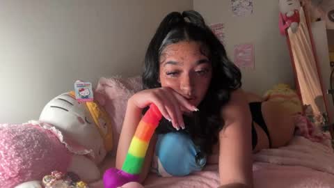 nylasinns online show from May 2026 02:42:02 AM
