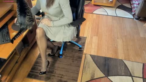 Snapshot of nylon_mistress chatting on December 2024 05:54:02 PM Miss Nylon online show from December 2024 05:54:02 PM