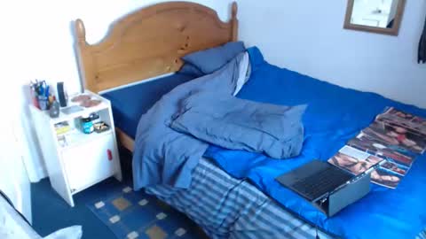 Snapshot of nylon_natalie chatting on October 2025 09:31:01 AM nylon natalie-tranny online show from October 2025 09:31:01 AM