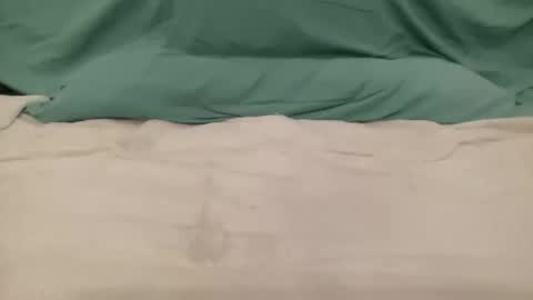 Snapshot of nylonxx chatting on May 2026 09:43:01 PM Sissy slut online show from May 2026 09:43:01 PM