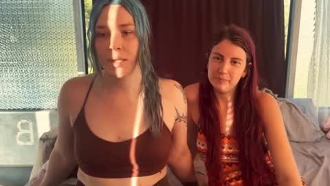 Creamy Grapefruit online show from October 2025 06:43:02 AM