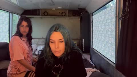 Creamy Grapefruit online show from October 2025 06:56:02 AM