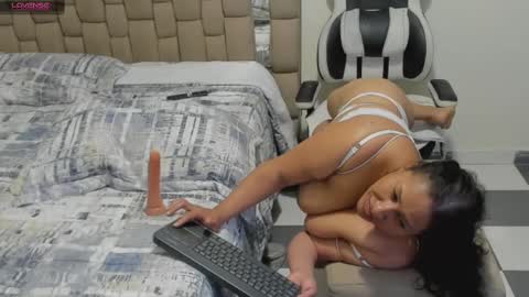 nyomi browm online show from January 2025 10:28:02 PM