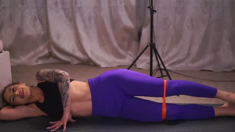 nyrobinova online show from January 2025 10:16:02 AM