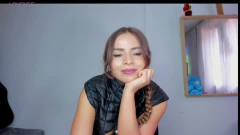 Laura nyu online show from April 2026 06:12:02 PM