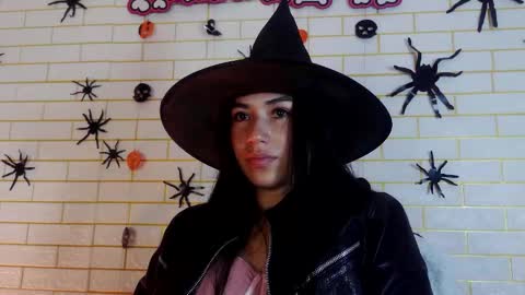 nyx1126 online show from October 2025 01:37:01 PM