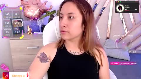 Alex   .    online show from September 2025 09:05:02 PM