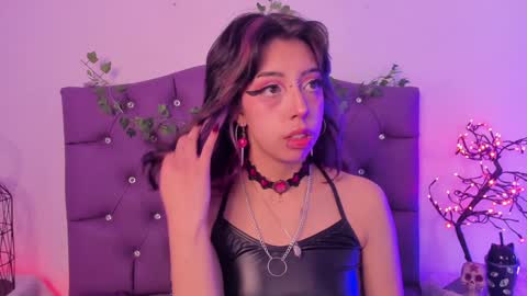   online show from December 2024 11:01:01 AM