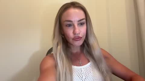 Snapshot of nyxelia_ chatting on July 2026 07:11:01 AM Anastasia online show from July 2026 07:11:01 AM