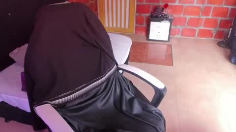 Scarlett online show from March 2026 01:50:01 PM