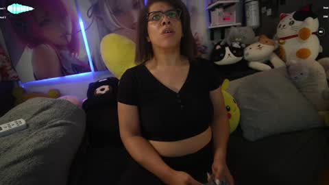 Snapshot of nyxraven chatting on September 2025 11:10:02 PM NyxRaven online show from September 2025 11:10:02 PM