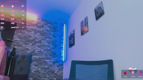 Nyx Moon  Schedule 1500 - 2200 online show from April 2026 12:02:01 AM