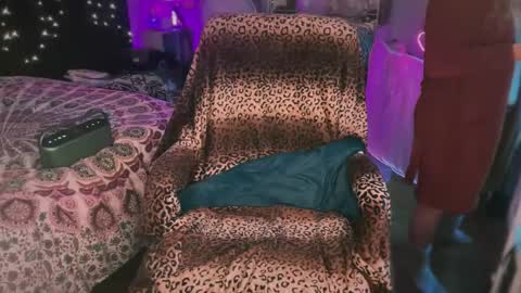 nyxxen online show from March 2026 02:06:02 AM