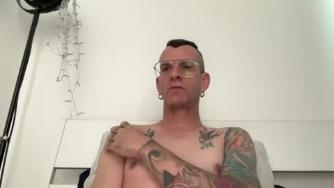 Snapshot of o_johnny_deep_o chatting on June 2026 08:17:02 AM Jonathan Deep online show from June 2026 08:17:02 AM