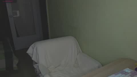 Oaklyn online show from March 2025 08:05:01 PM