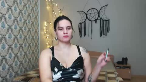 Snapshot of obsidian_rose_ chatting on November 2025 09:13:01 PM Beatrix online show from November 2025 09:13:01 PM