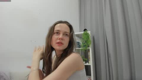 Snapshot of obsidiva chatting on May 2026 02:14:01 PM Elis online show from May 2026 02:14:01 PM