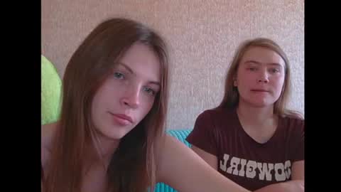 Snapshot of obsos_2 chatting on September 2025 06:14:01 AM DeXsa online show from September 2025 06:14:01 AM